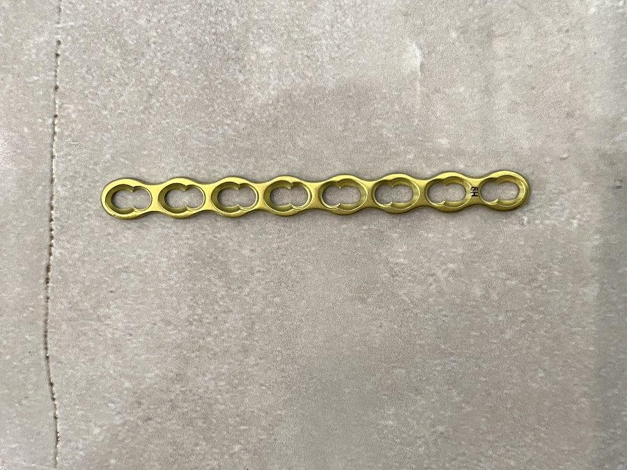 1MINI T PLACA BLOQUEO 2,7 MM (CABEZA 2 AGUJEROS)