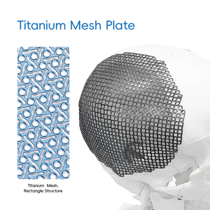 Estructura rectangular de malla de titanio