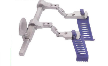 Retractor microinvasivo cervical