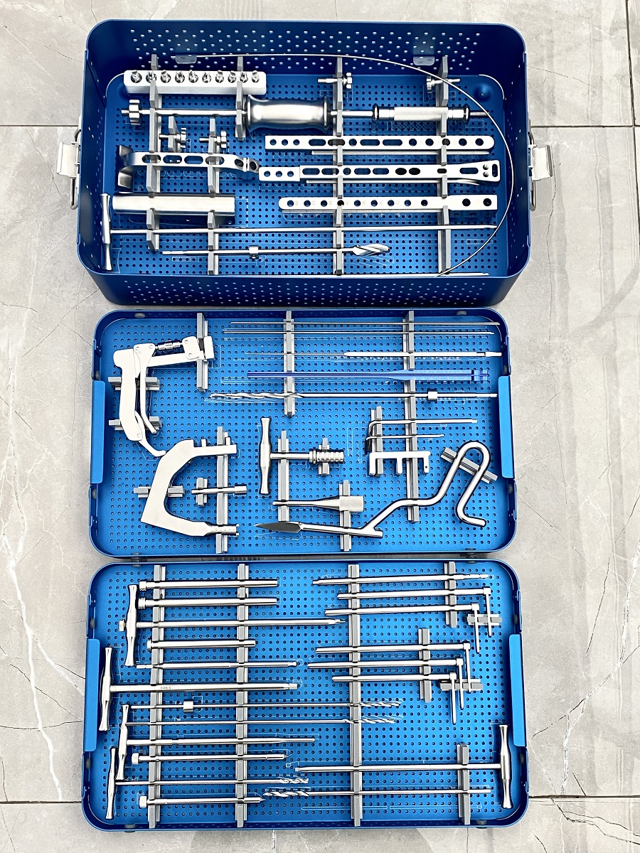 Juego de instrumentos Expert para clavos intramedulares femorales