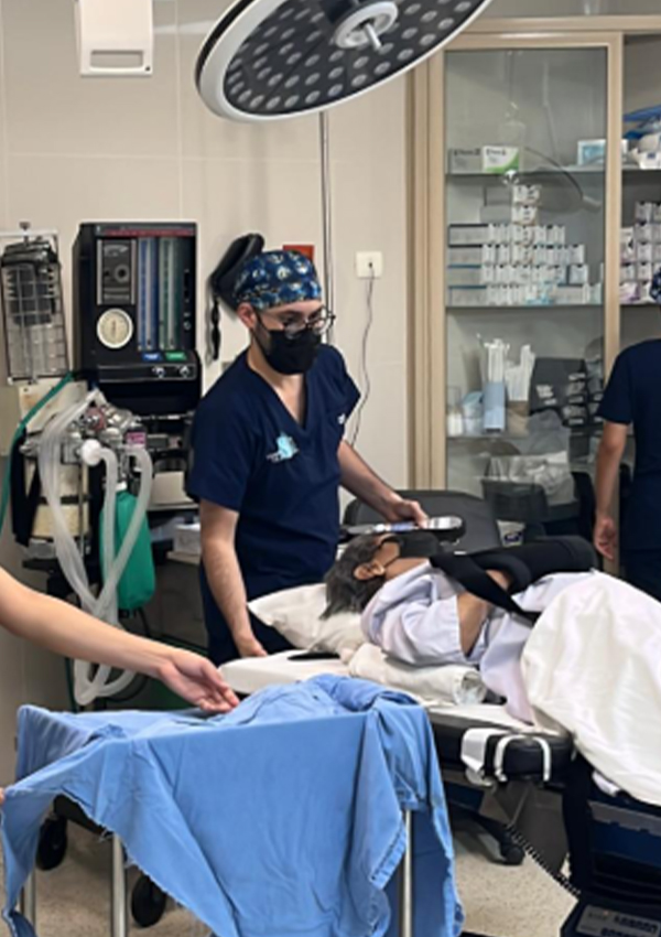 Procedimiento humeral intraoperatorio clavo intramedular